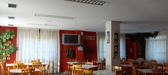 Propiedad comercial en La Robla, Spain 705 m² No. 76235 8