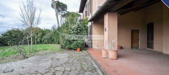 Casa de 8 divisões em Florence, Italy N.º 49107 32