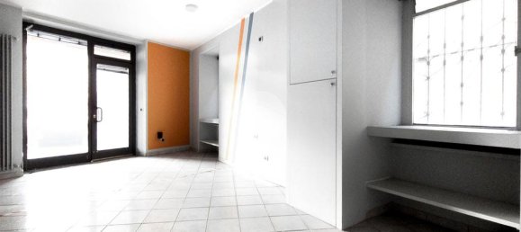 Офис с 2 комнатами в Урньяно, Италия № 287959 14