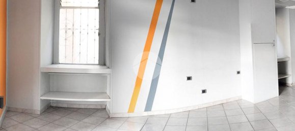 Офис с 2 комнатами в Урньяно, Италия № 287959 8