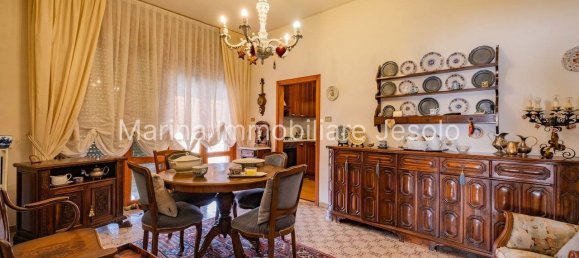 Apartamento de 3 dormitorios en Jesolo, Italy No. 260316 9