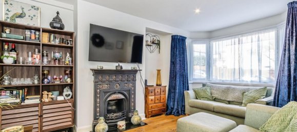 4 Schlafzimmer Haus in Kenley, United Kingdom, Nr. 8026 3