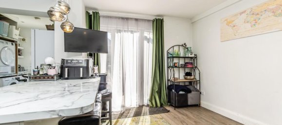 4 Schlafzimmer Haus in Kenley, United Kingdom, Nr. 8026 8