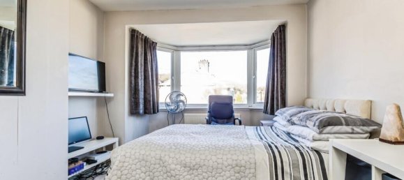 4 Schlafzimmer Haus in Kenley, United Kingdom, Nr. 8026 15