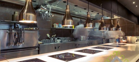 Коммерческая недвижимость 80м² в Доло, Италия № 285054 2