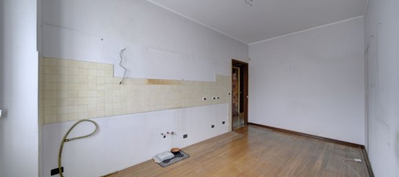 5 rooms Apartment in Parella, Italy No. 275426 15