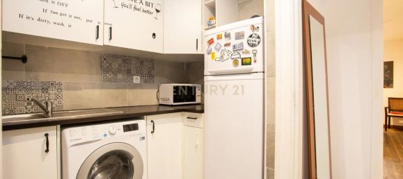 3 bedrooms Apartment in Lisbon, Portugal No. 103672 10