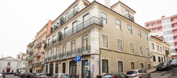 3 bedrooms Apartment in Lisbon, Portugal No. 103672 32