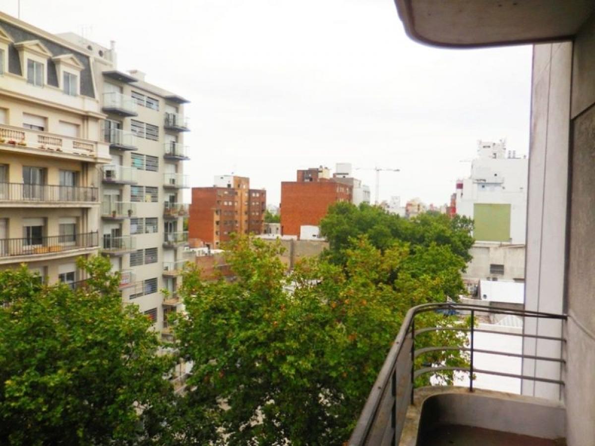 Квартира с 2 спальнями в Монтевидео, Уругвай № 4291