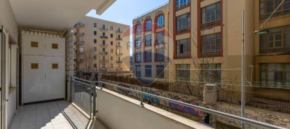 Apartamento de 9 habitaciónes en Bari, Italy No. 41017 47