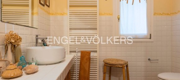 13 bedrooms House in Valsamoggia, Italy No. 330618 10