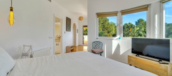 4 bedrooms Villa in Altea, Spain No. 167991 2