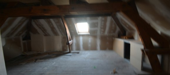 3 bedrooms Building in La Fere, France No. 83365 9