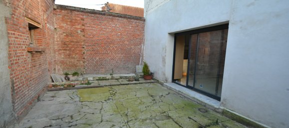 3 bedrooms Building in La Fere, France No. 83365 10