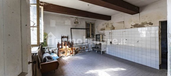 5 bedrooms Villa in Modena, Italy No. 379659 21
