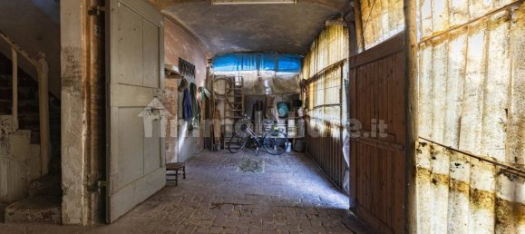 5 bedrooms Villa in Modena, Italy No. 379659 31