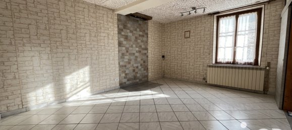 4 bedrooms House in Chateau-Thierry, France No. 243334 5