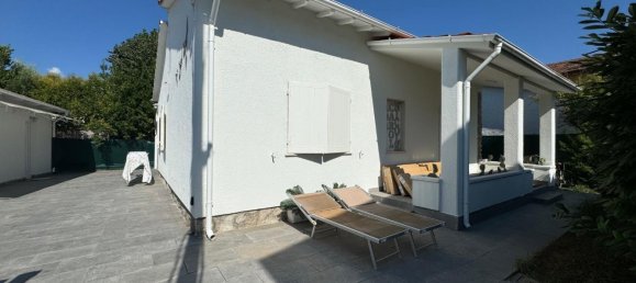 3 bedrooms Castles in Forte dei Marmi, Italy No. 155570 16