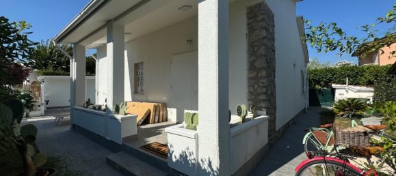 3 bedrooms Castles in Forte dei Marmi, Italy No. 155570 17