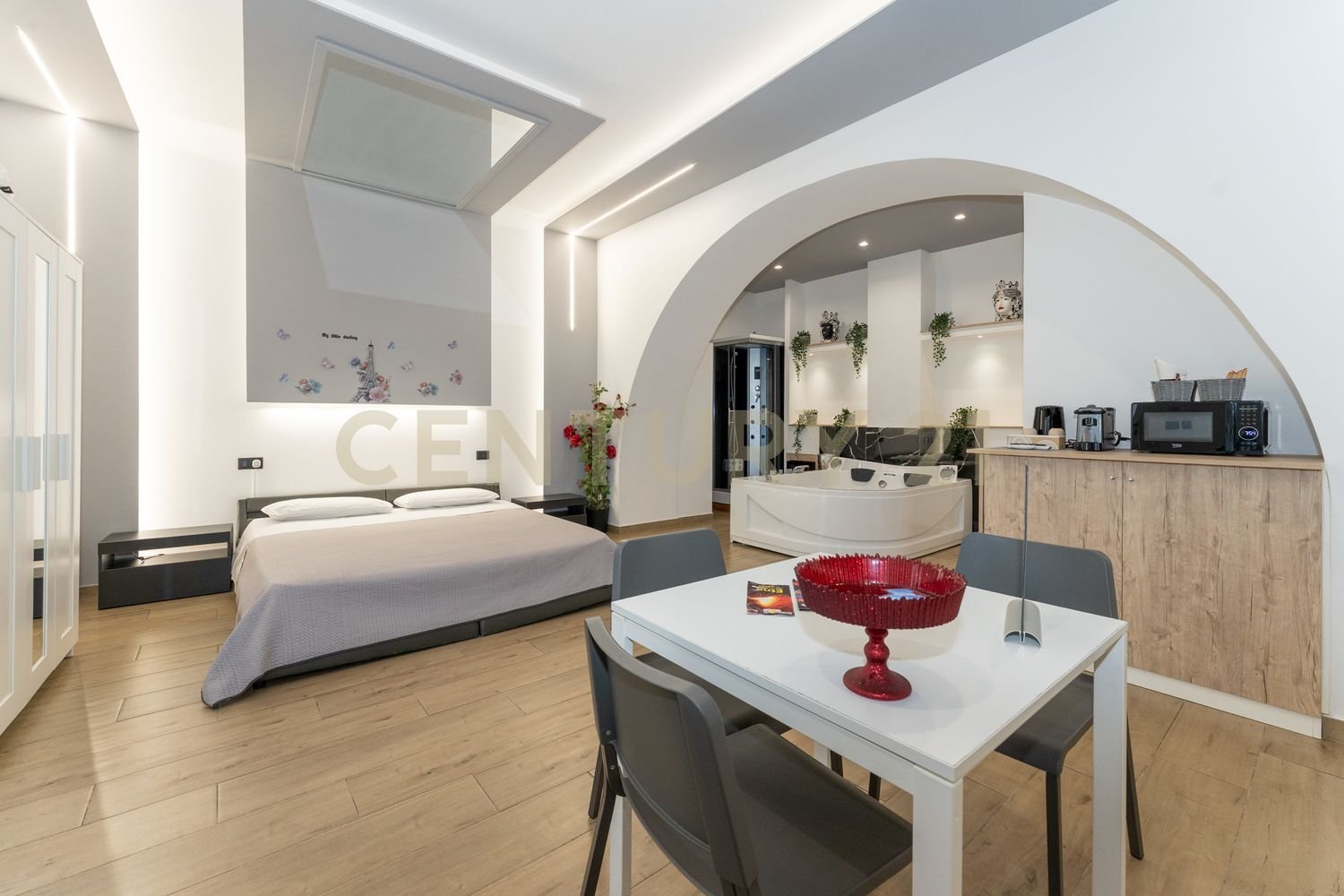  عقار تجاري في Catania, Italy 35متر مربع رقم 376074