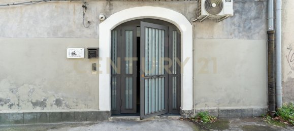  عقار تجاري في Catania, Italy 35متر مربع رقم 376074 3
