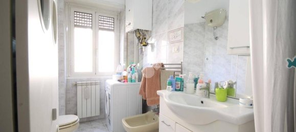 3 bedrooms Apartment in Rome, Italy No. 311820 22