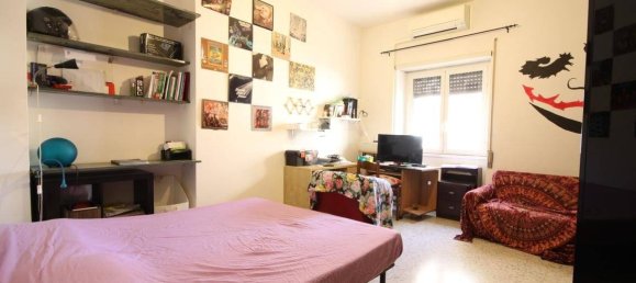 3 bedrooms Apartment in Rome, Italy No. 311820 2