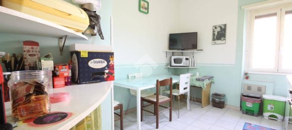 3 bedrooms Apartment in Rome, Italy No. 311820 20