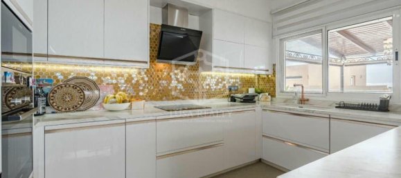 3 غرف نوم فيلا في Adeje, Spain رقم 16394 11