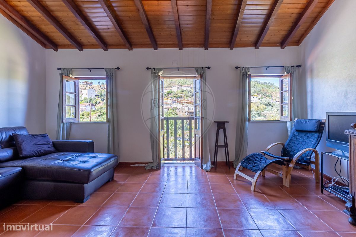 Casa de 1 dormitorio en Miranda do Corvo, Portugal No. 30302