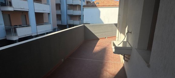 2 bedrooms Apartment in Montesilvano, Italy No. 363581 16