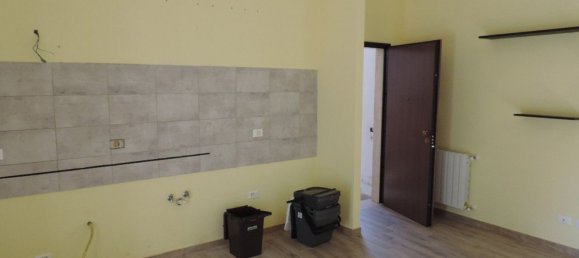2 bedrooms Apartment in Guidonia Montecelio, Italy No. 359236 4
