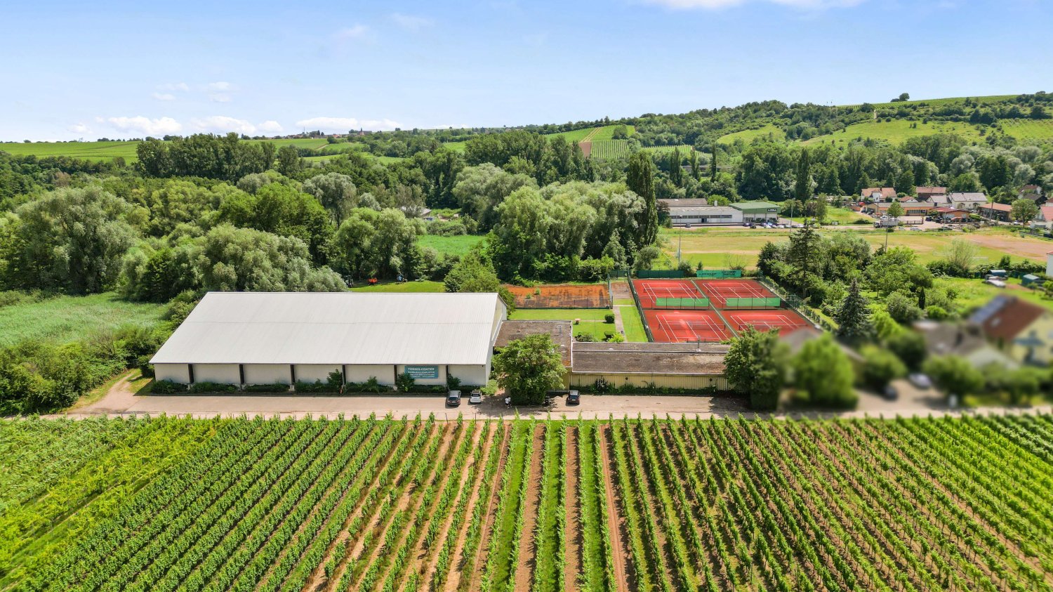  قطعة أرض في Rhineland-Palatinate, Germany 12597متر مربع رقم 141219