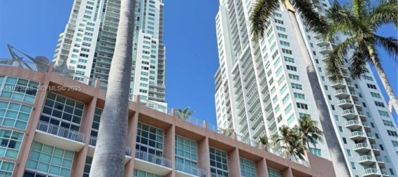 2 غرف نوم عقار تجاري في Miami, الولايات المتحدة رقم 615473 21