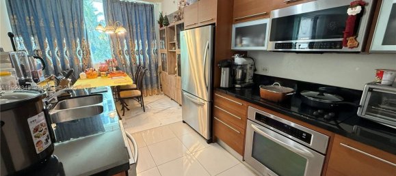 2 غرف نوم عقار تجاري في Miami, الولايات المتحدة رقم 615473 22