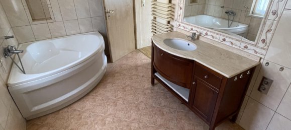 5 rooms Building in Salzlandkreis, Germany No. 78314 30