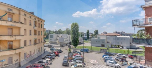 3 rooms Apartment in Milan, Italy No. 241884 12