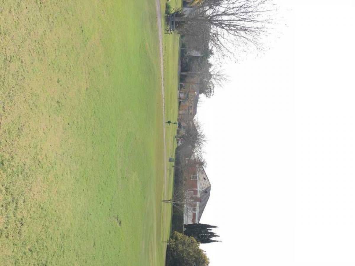 Grundstück in Berazategui, Argentina, Nr. 34962