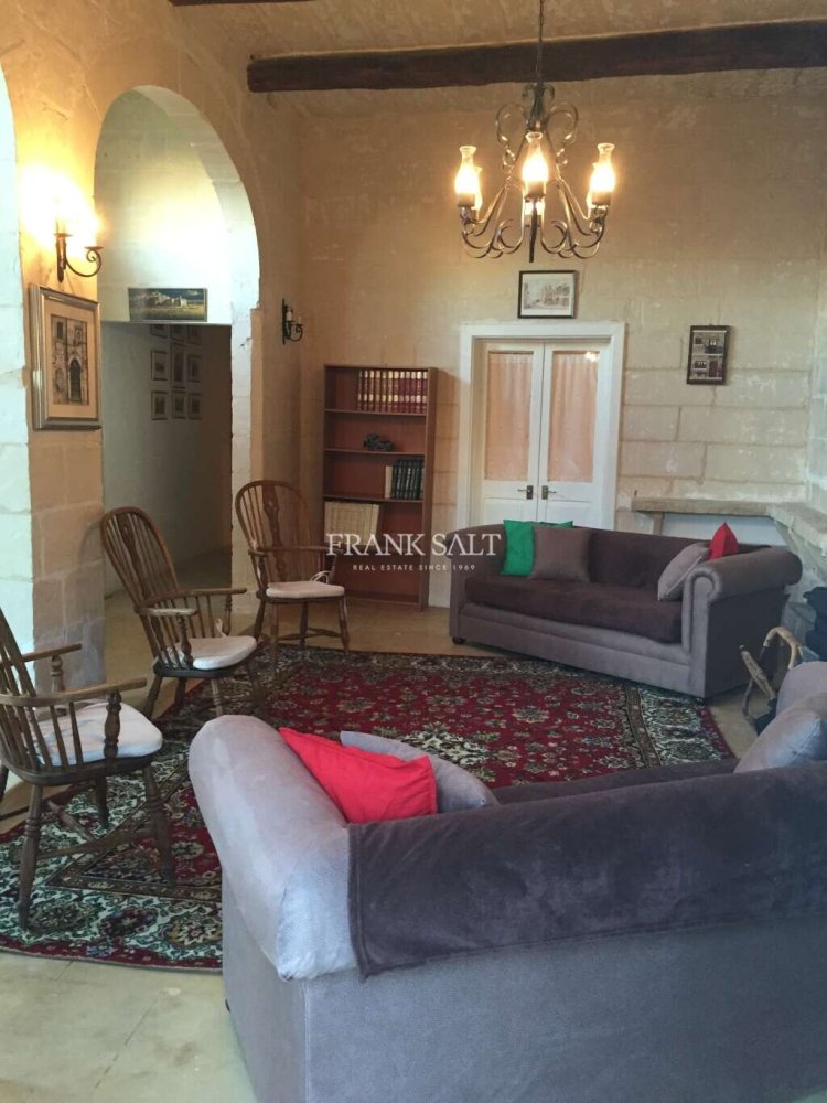 Adosado de 3 dormitorios en Siggiewi, Malta No. 8926