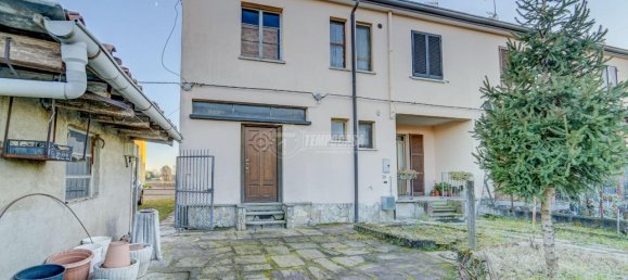 6-salle Maison à Cuggiono, Italy No. 64239 2