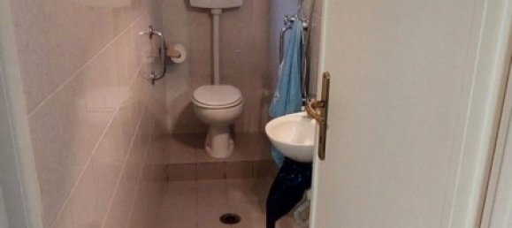 7 rooms Villa in Viareggio, Italy No. 16060 10