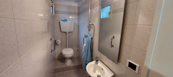 7 rooms Villa in Viareggio, Italy No. 16060 12