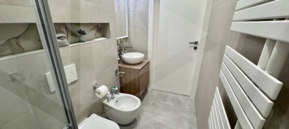 4 rooms Apartment in Bologna, Italy No. 20573 23
