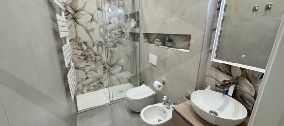 4 rooms Apartment in Bologna, Italy No. 20573 22