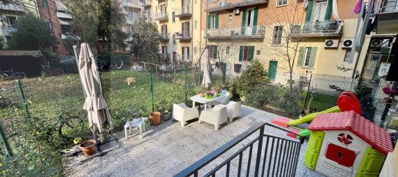 4 rooms Apartment in Bologna, Italy No. 20573 2