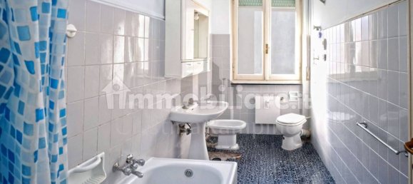 2 bedrooms Apartment in Genoa, Italy No. 36575 9