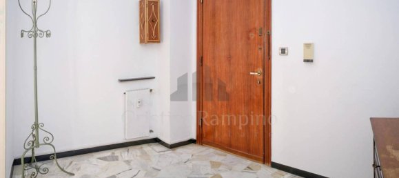 2 bedrooms Apartment in Genoa, Italy No. 36575 6