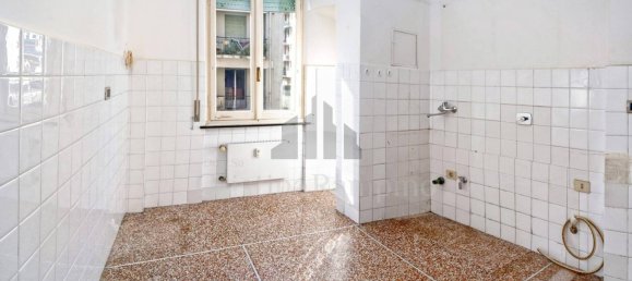 2 bedrooms Apartment in Genoa, Italy No. 36575 38