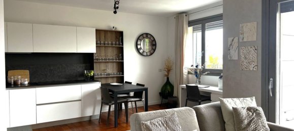 3 rooms Apartment in Seveso, Italy No. 303443 10