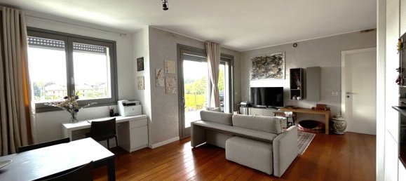 3 rooms Apartment in Seveso, Italy No. 303443 3